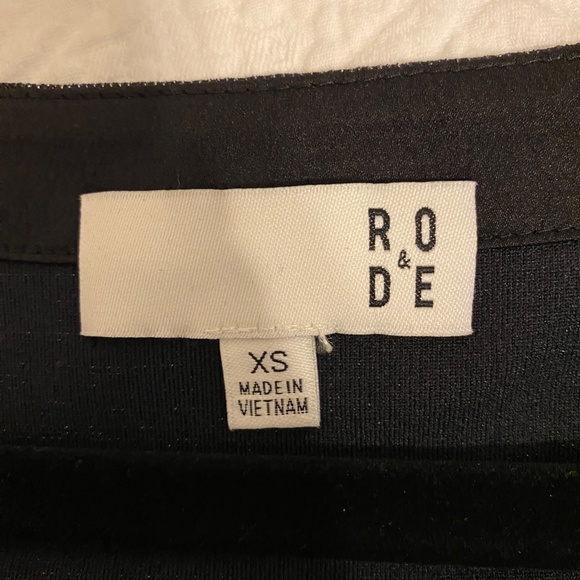 Anthropologie RO&DE Women's 3/4 Sleeve Metallic V-Neck Top Size XS - Picture 4 of 5